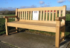 Burnham-on-Crouch listening bench